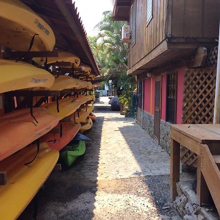 Sea Breeze Inn ウェスト・エンド エクステリア 写真