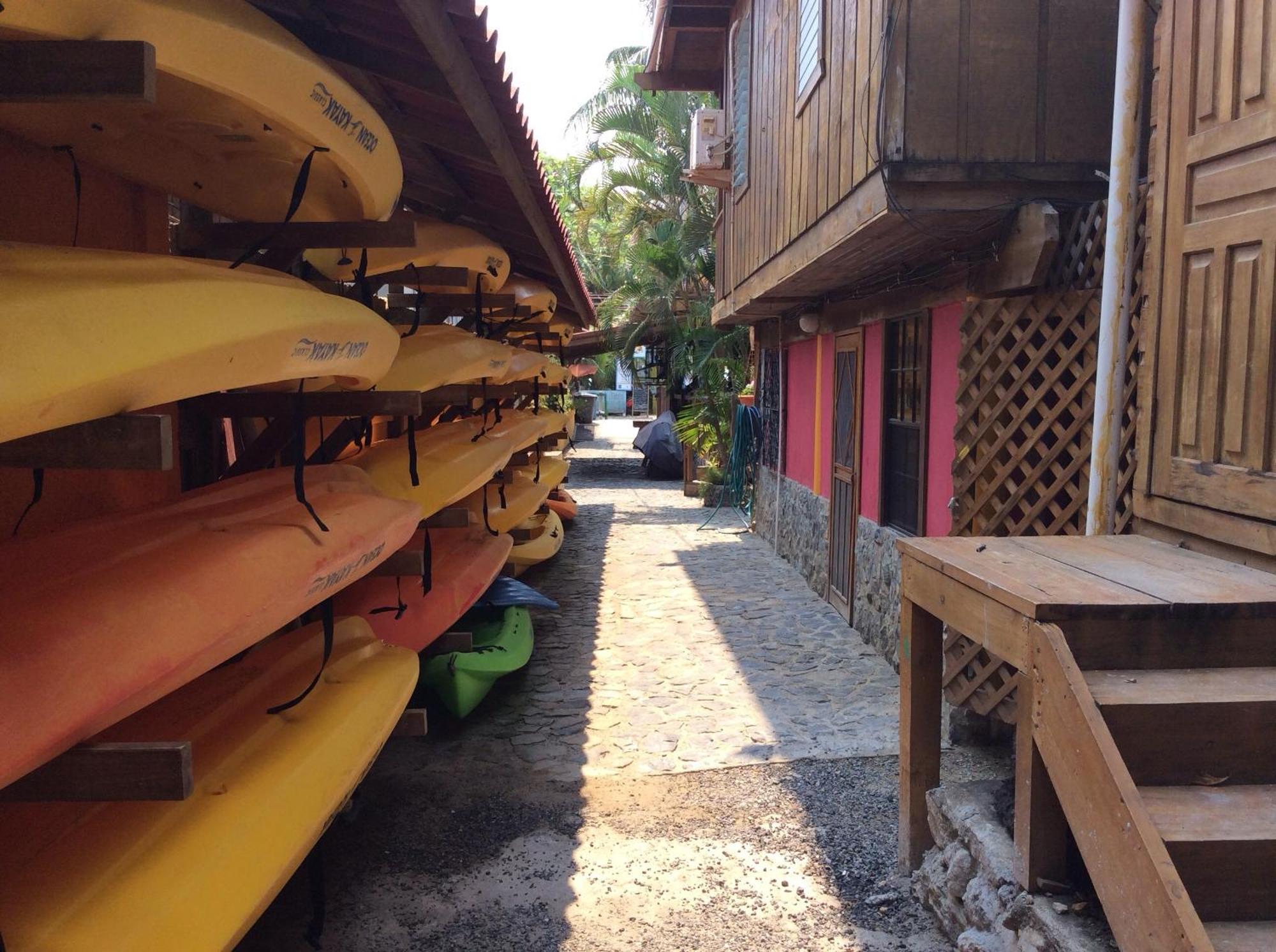 Sea Breeze Inn ウェスト・エンド エクステリア 写真